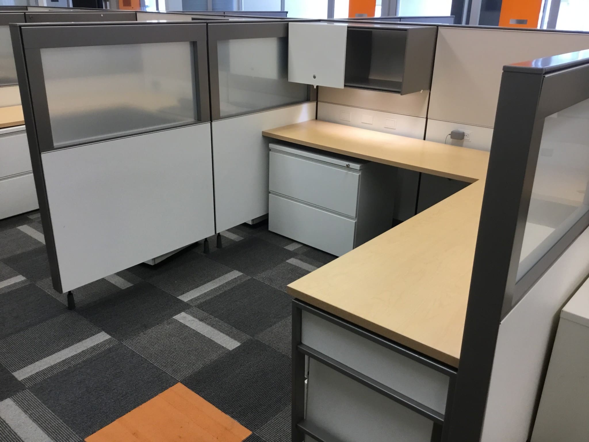 Herman Miller Canvas Workstations MVP Modular Systems